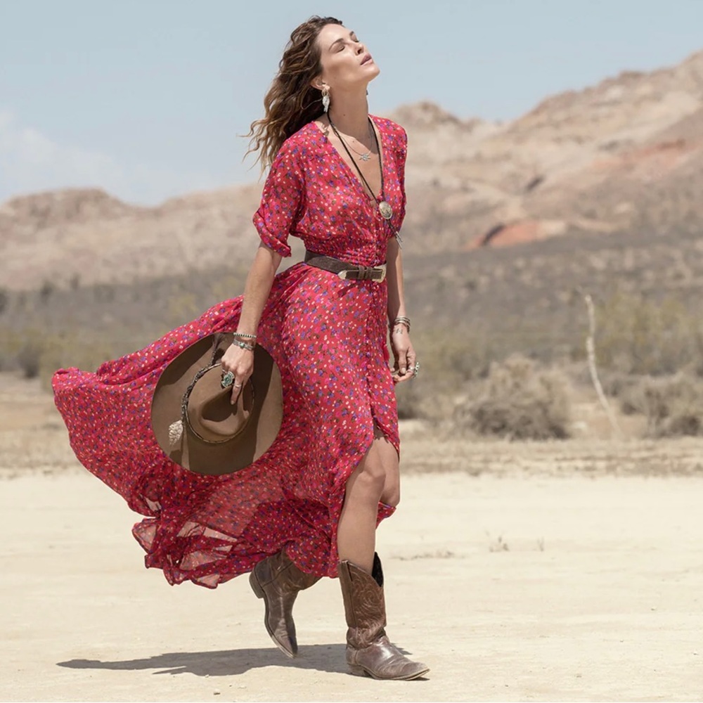 Spell Rambling Rose Gown - Picture 4 of 11